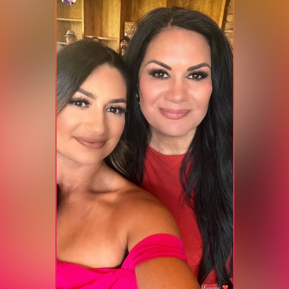 ♥️@Moracris431 is live! Please like this notification for live shows! - Picture 11 of 16